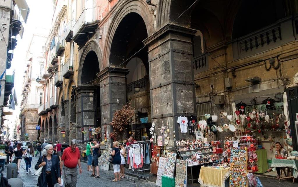 B&B Spaccanapoli A Due Passi Da Via Tribunali Exteriér fotografie